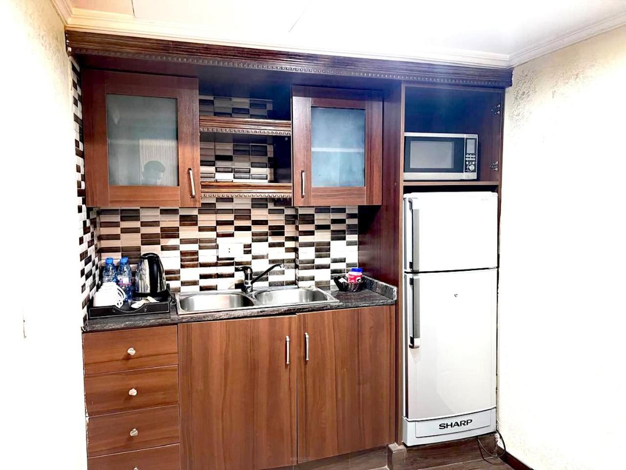 Queens Suite Hotel Beirut Eksteriør billede