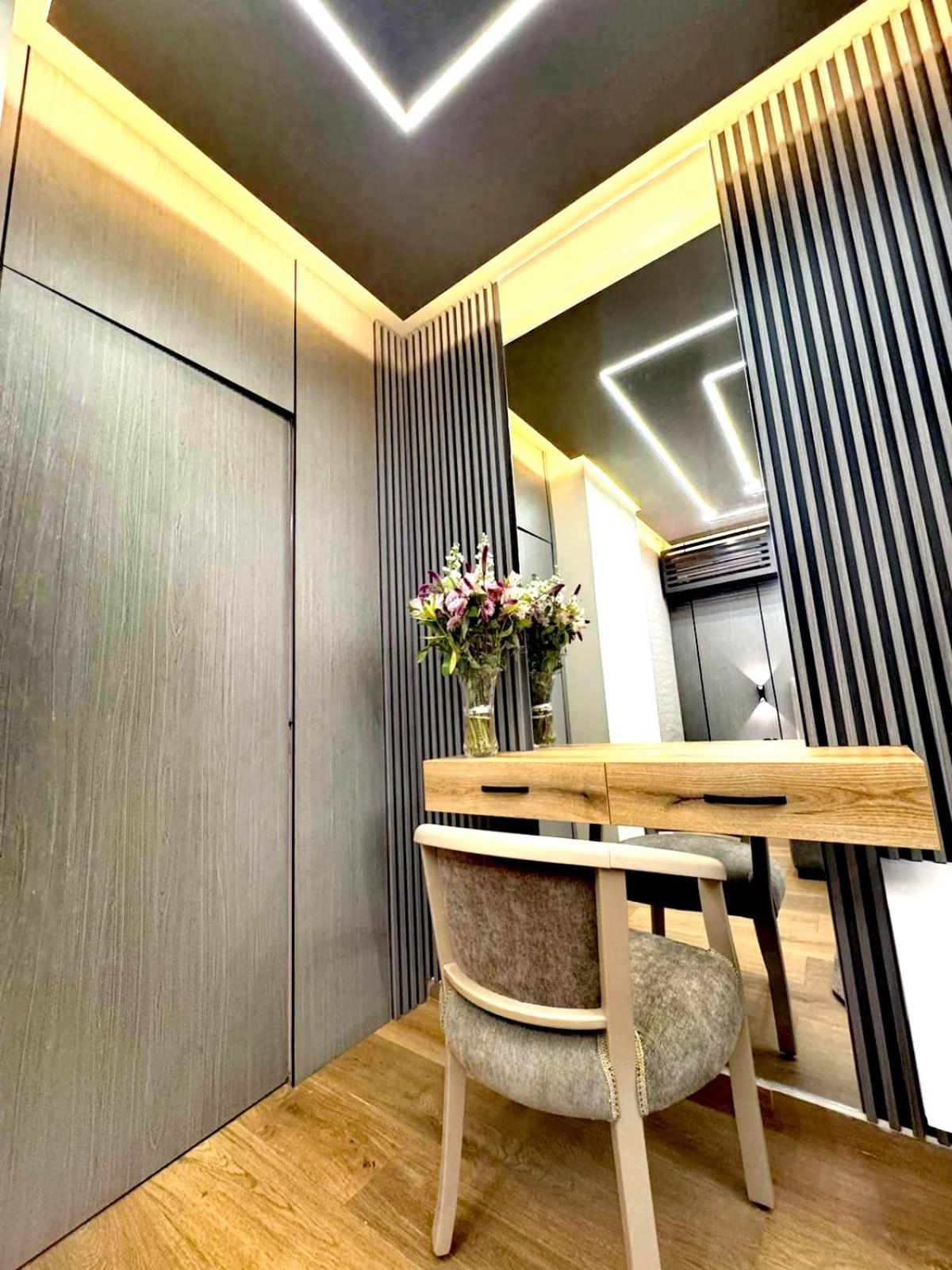 Queens Suite Hotel Beirut Eksteriør billede