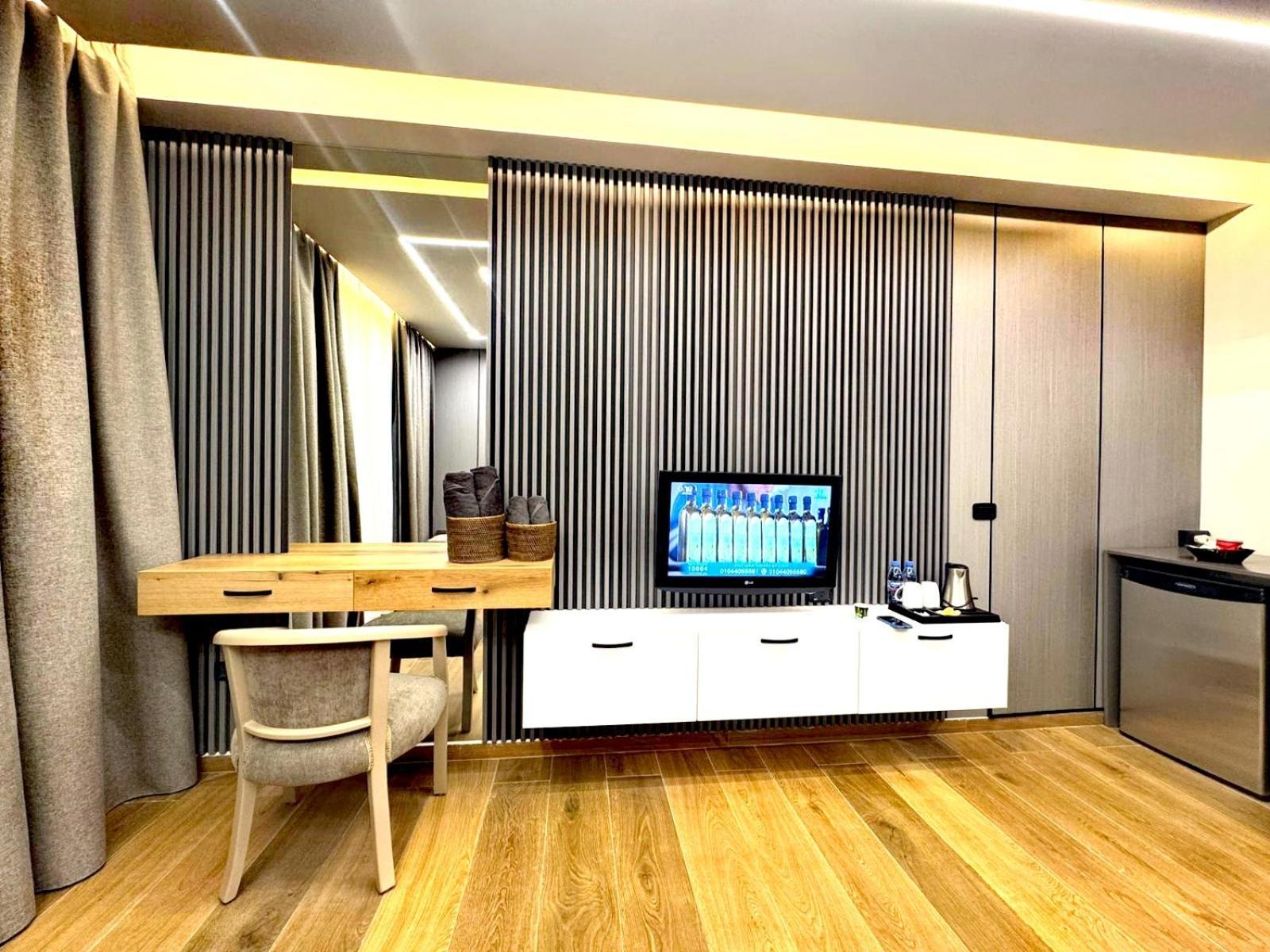 Queens Suite Hotel Beirut Eksteriør billede