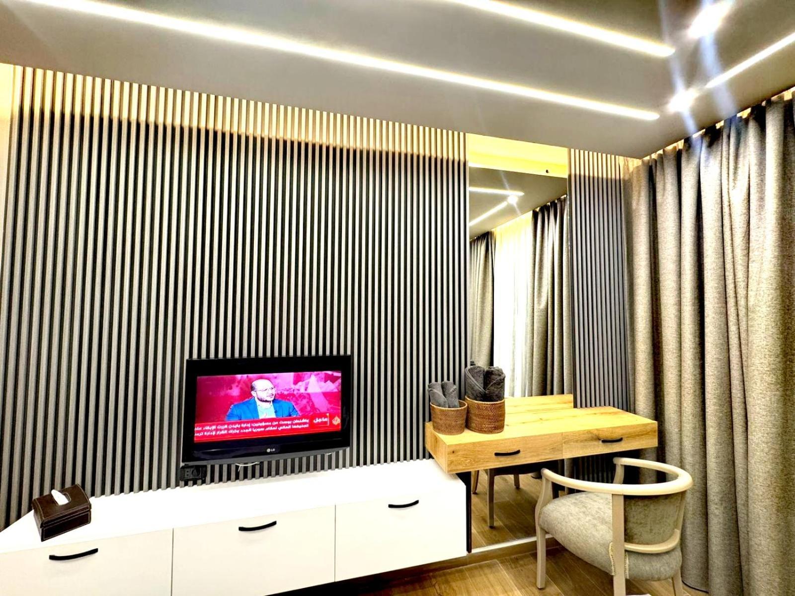 Queens Suite Hotel Beirut Eksteriør billede