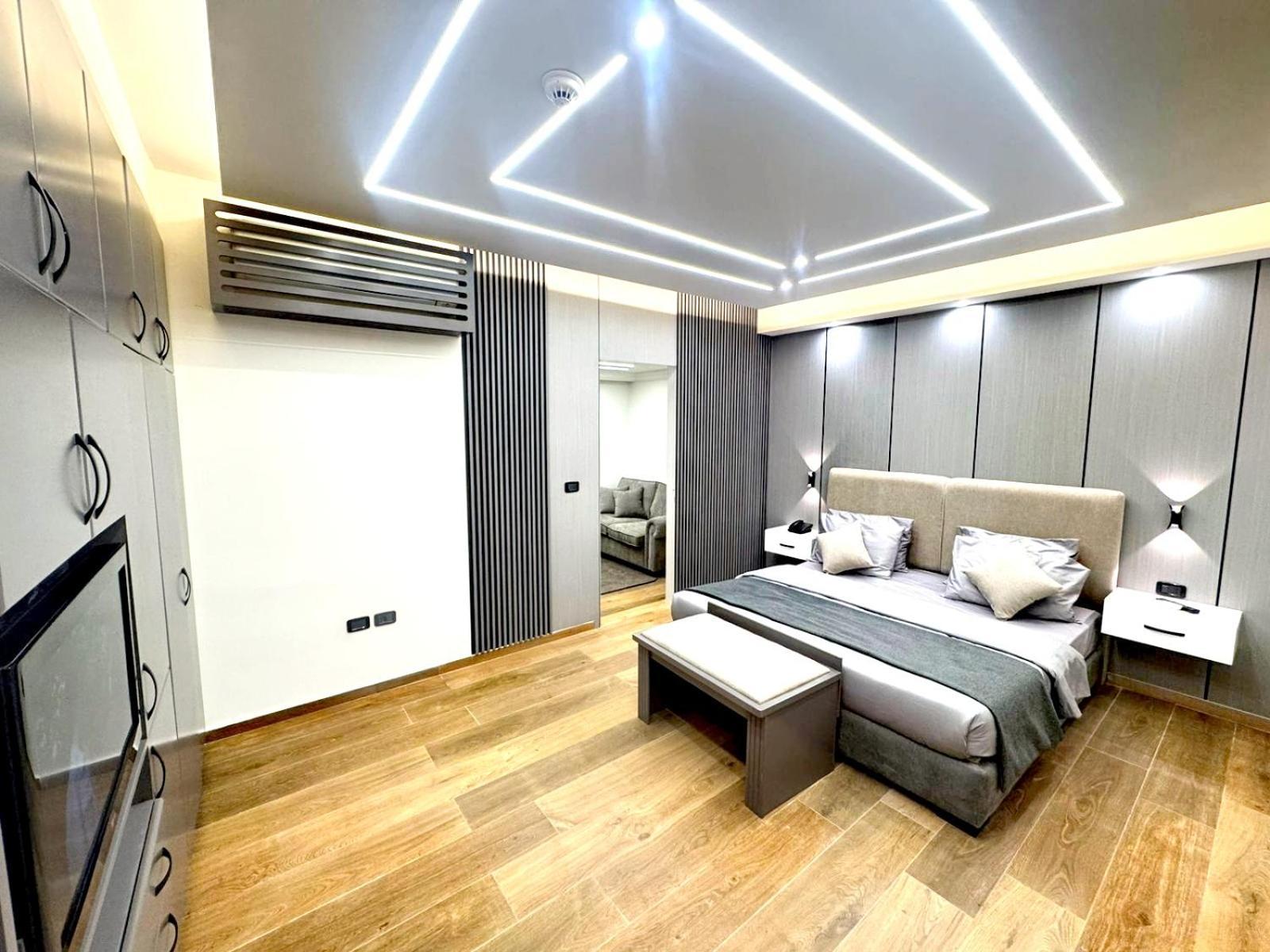 Queens Suite Hotel Beirut Eksteriør billede
