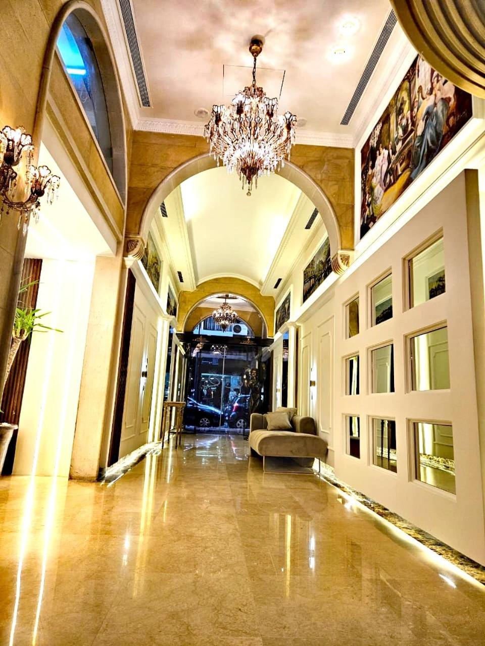 Queens Suite Hotel Beirut Eksteriør billede