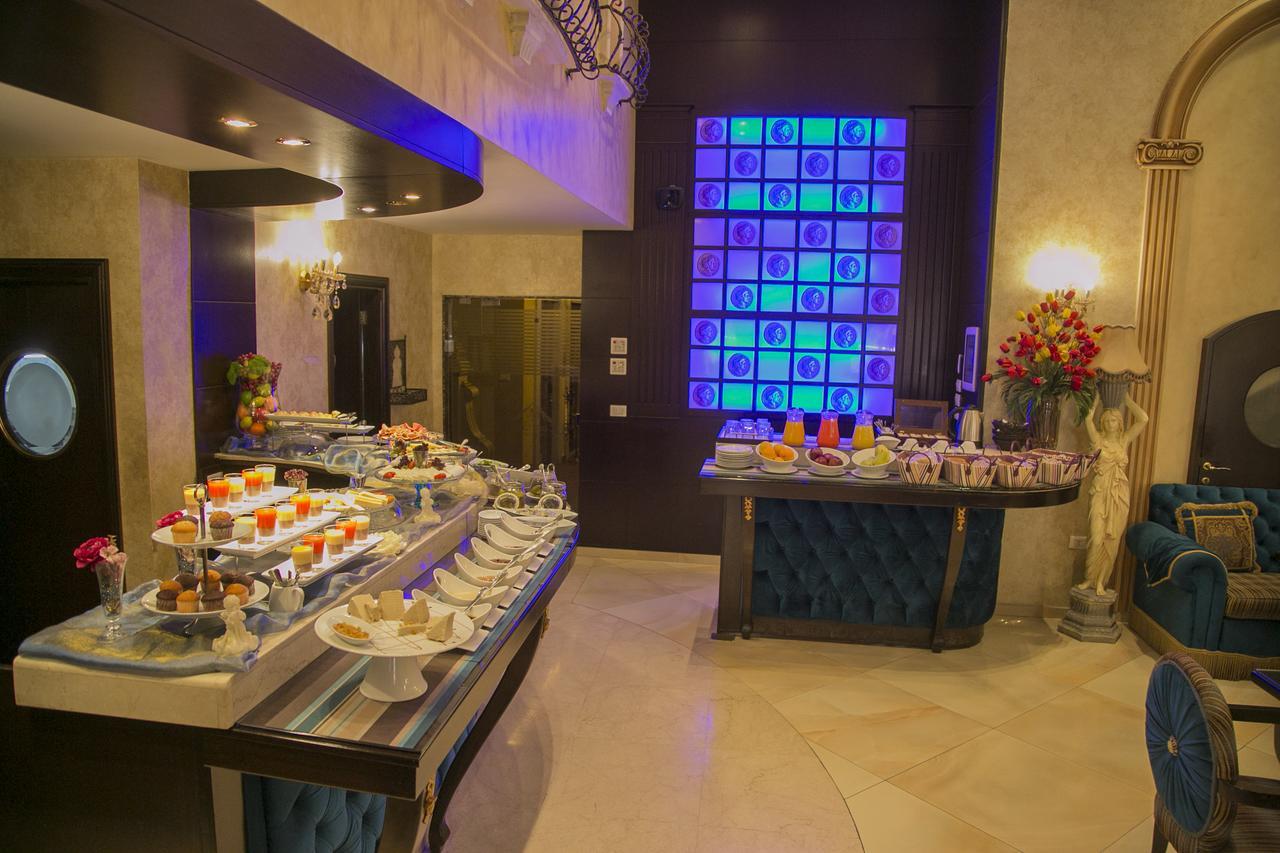 Queens Suite Hotel Beirut Eksteriør billede
