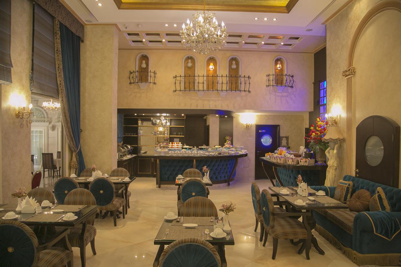 Queens Suite Hotel Beirut Eksteriør billede